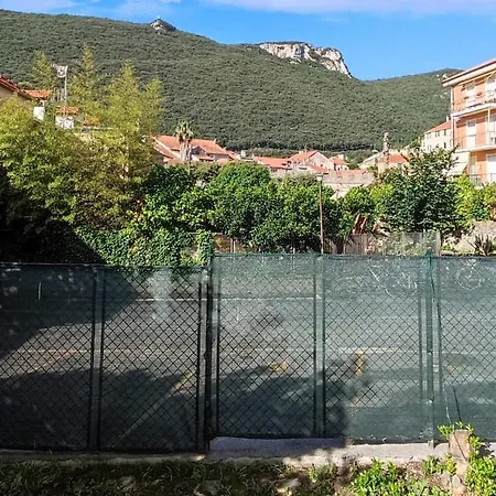 Riccarden2 - Tra Mare E Montagna Apartman Finale Ligure