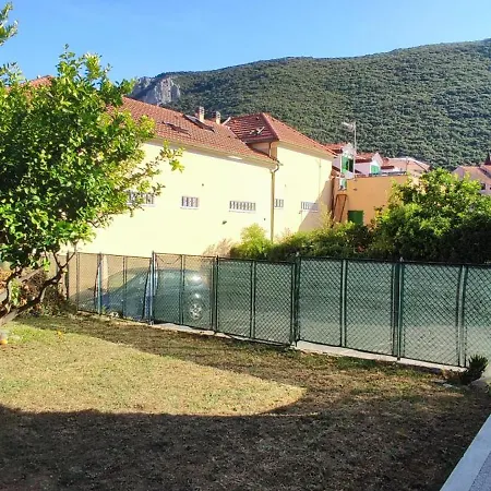 Riccarden2 - Tra Mare E Montagna Apartman